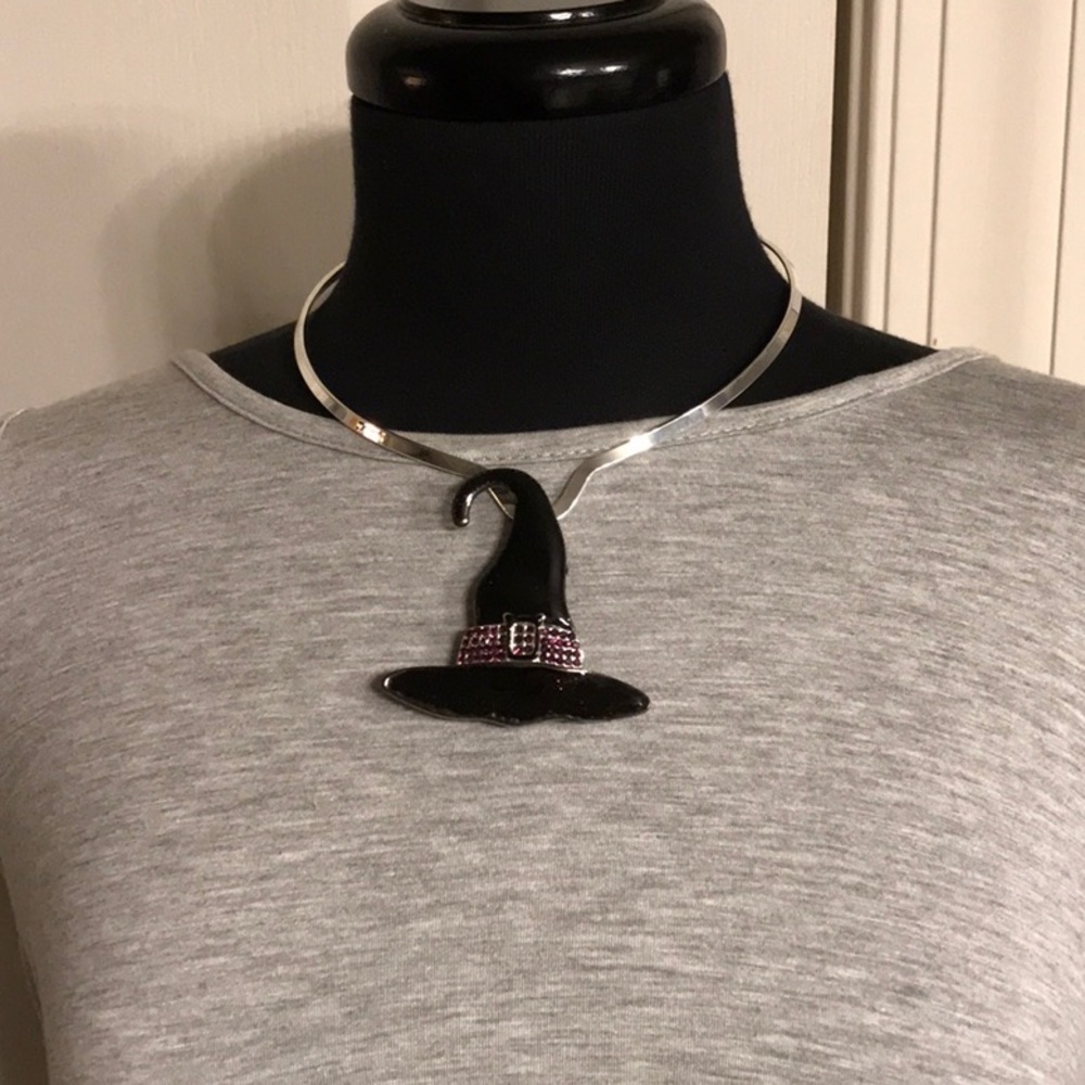 Witch Hat Pendant / Pin.